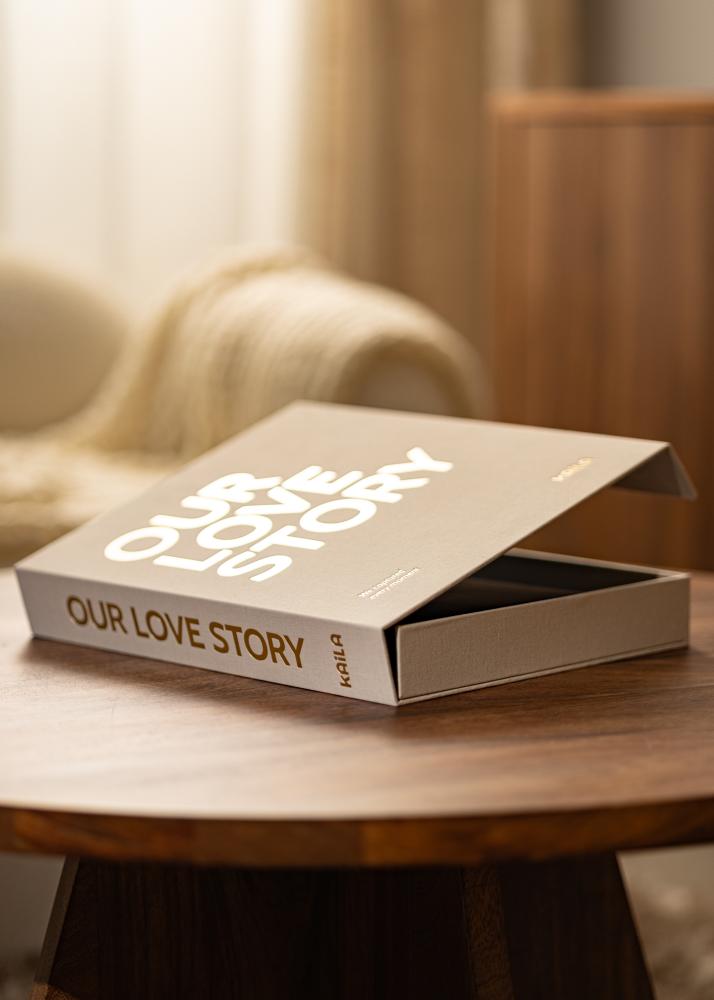 KAILA OUR LOVE STORY Creme - Coffee Table Photo Album (60 Feketék oldal)