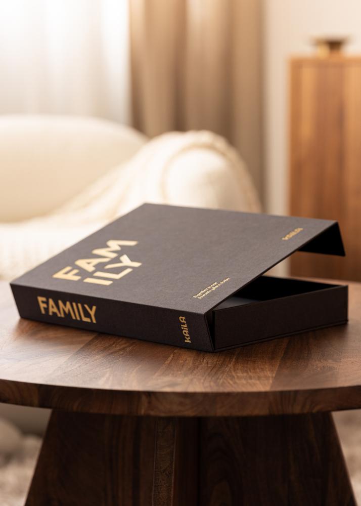 KAILA FAMILY Creme - Coffee Table Photo Album (60 Feketék Oldalak / 30 lap)